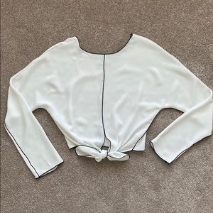 Babaton cropped blouse w/front tie-size XXS